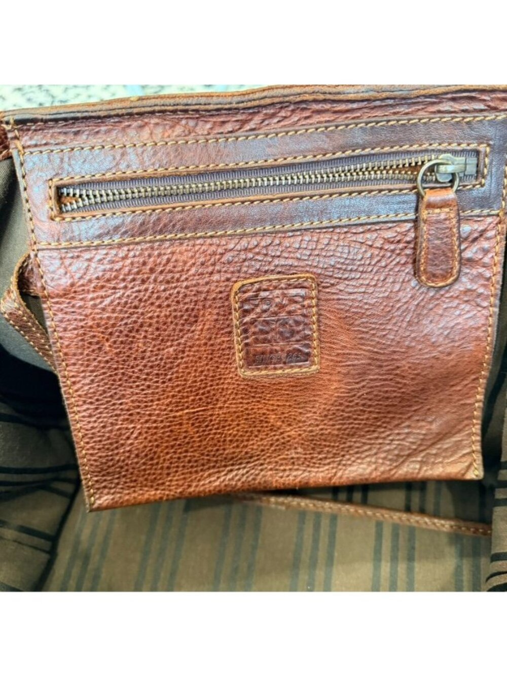 Frye Sylvia Large Travel Tote Handbag Brown Leather - Picture 10 of 14
